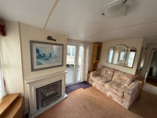 /photos/9495/1d8a253e-72a1-33ef-8b31-e9c52ba1c34a_i320x240.jpg
