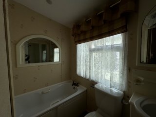/photos/9495/47f785b7-4b19-0927-8484-dad639ef6a0c_i320x240.jpg