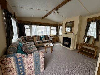 /photos/9495/92d10b30-ebbb-cb33-f817-46f83ea58c6e_i320x240.jpg