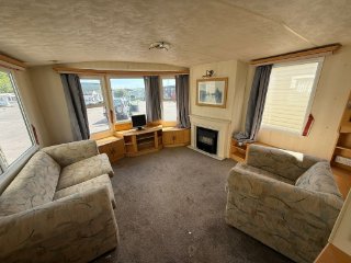 /photos/9495/b25c8b1d-67a9-e131-89a7-87209b358922_i320x240.jpg