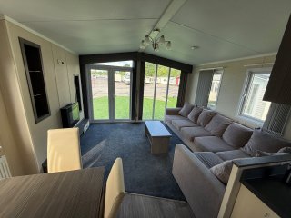 /photos/9495/f3ac5165-1289-76c9-14fd-5cd79b710c08_i320x240.jpg